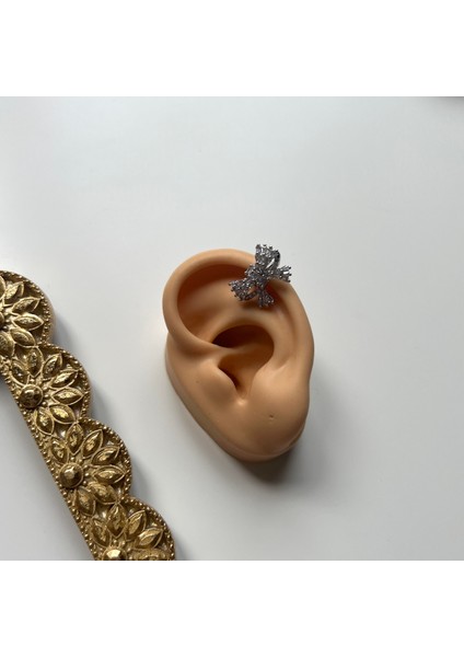 Silver Taşlı Fiyonk Earcuff
