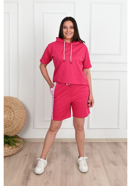 Kadın Çizgi Detaylı Büyük Beden Şortlu Takım 3768-23