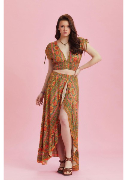 Derin Ön Yırtmaçlı Fırfırlı Uzun Çingene Etek modelleri