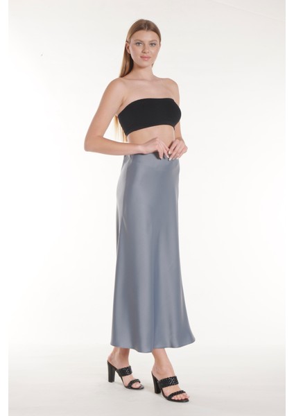Mavi Düz Uzun Saten Etek modelleri