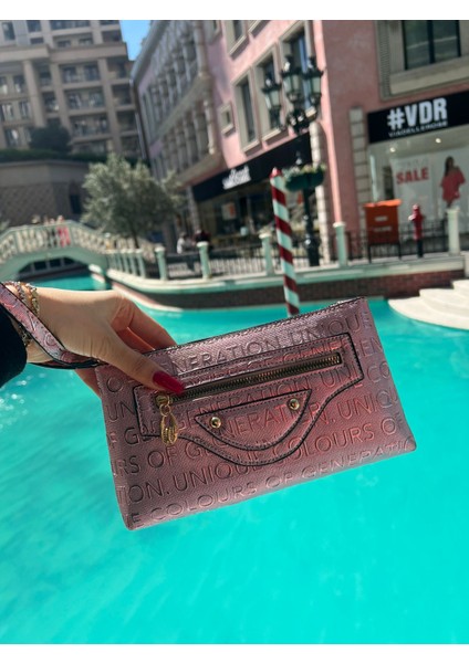 Zeyzey Butik Pembe Parlak Portföy El Çantası