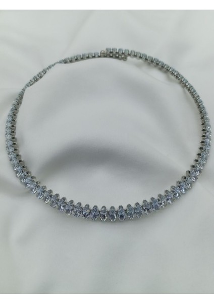 Zirkon Taşlı Gümüş Renk Choker Kolye