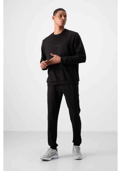 Siyah - Siyah Pamuklu Kalın Yumuşak Dokulu Comfort Fit Baskılı Erkek Eşofman Takım - 85253