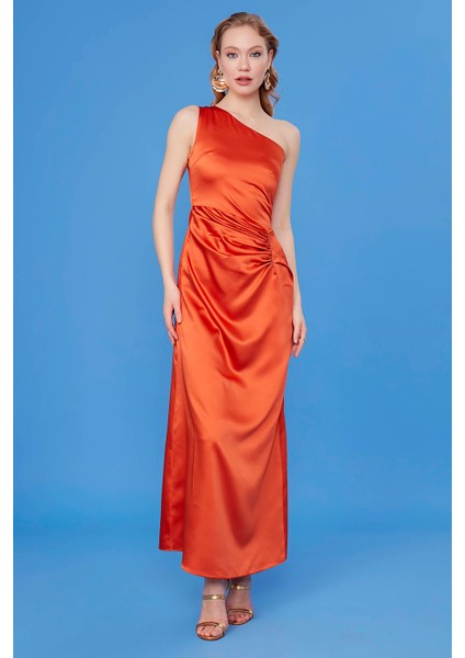 Tek Omuz Saten Maxi Elbise