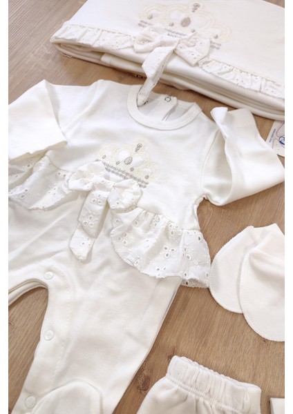 Kız Bebek Natıral Pamuk Kumaş Fistolu Dantelli Lüks 10 Lu Hastane Çıkışı Set STL6635
