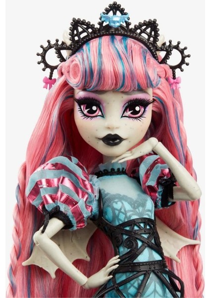 Monster High Fang Vote Rochelle Goyle Doll - Monster High