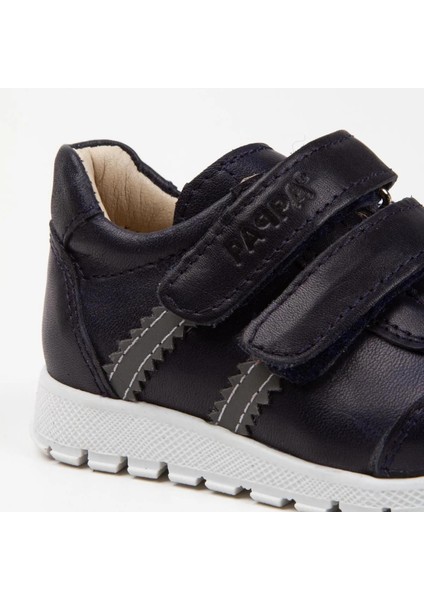 Elba Çocuk Koyu Lacivert Deri Spor Ayakkabı Reflektörlü W400-04 fırsatları