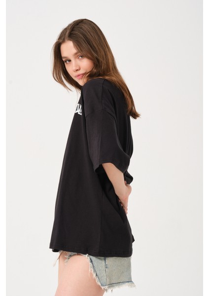 Lacivert Bisiklet Yaka Owut Baskı Detaylı Oversize T-Shirt modelleri