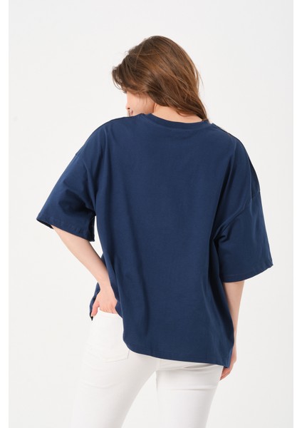 Lacivert Bisiklet Yaka Owut Baskı Detaylı Oversize T-Shirt