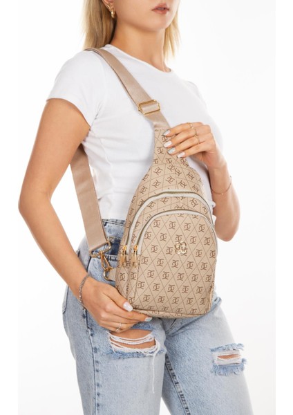 Kadın Bej Deri Monogram Desenli Çapraz Bel Göğüs Ve Omuz Çantası newpolo218