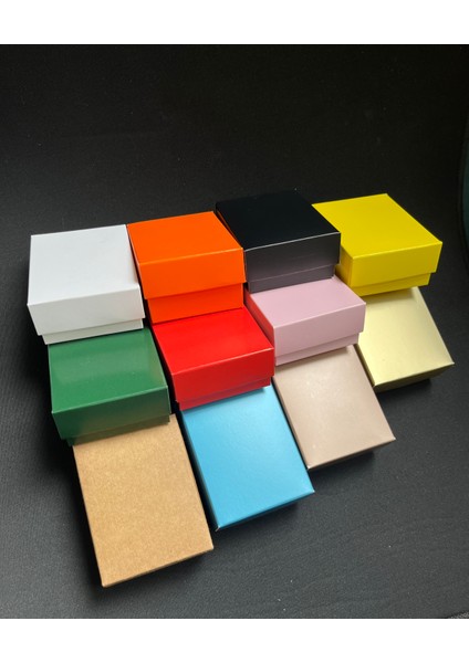 Saf Beyaz Süngerli Takı Kutusu 8x6x3cm Kolye, Bileklik, Mini Set Kutusu 25 Adet Demonte Sevk fırsatları