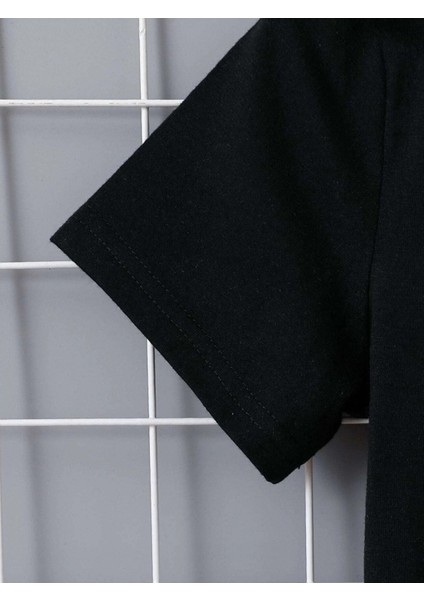 Rahat Kalıp Pamuklu Nasa-Uzay Baskılı Çocuk T-Shirt fırsatları