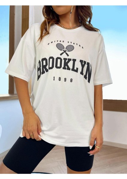 Brooklyn Baskılı Oversize Tshırt fiyatları