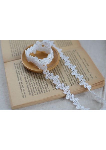 Beyaz Stil 5 Yards Pretty Suda Çözünür Beyaz Siyah Çiçek Dantel Trimler Dıy Dikiş Konfeksiyon Aksesuarları Dantel Şerit 1.4cm (Yurt Dışından)