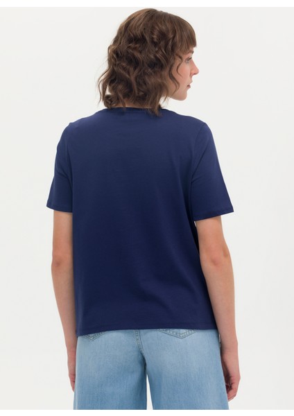 Yuvarlak Yaka Lacivert Kadın T-Shirt GORE indirimleri