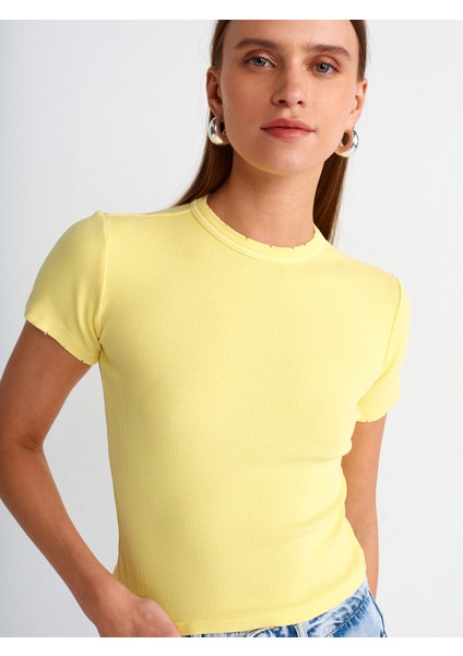 30457 Yıkama Efektli T-Shirt-Sarı fırsatları