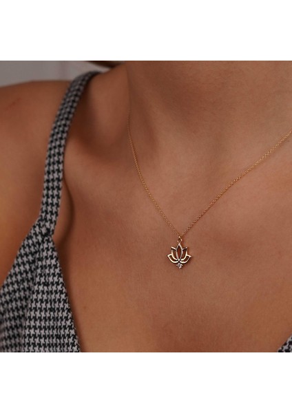 Lotus Taşlı Kolye fırsatları