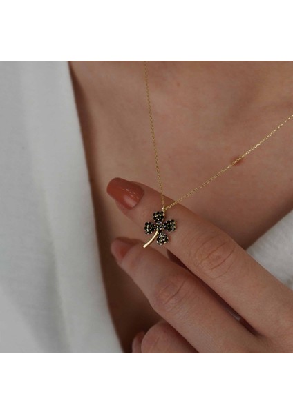 Siyah Yonca Kolye fiyatları