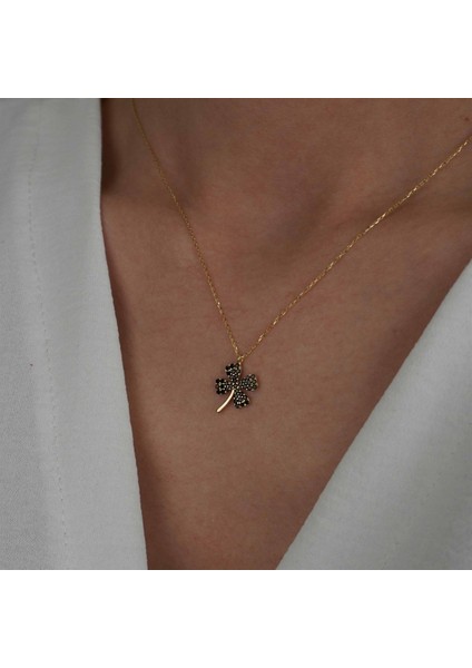 Siyah Yonca Kolye modelleri