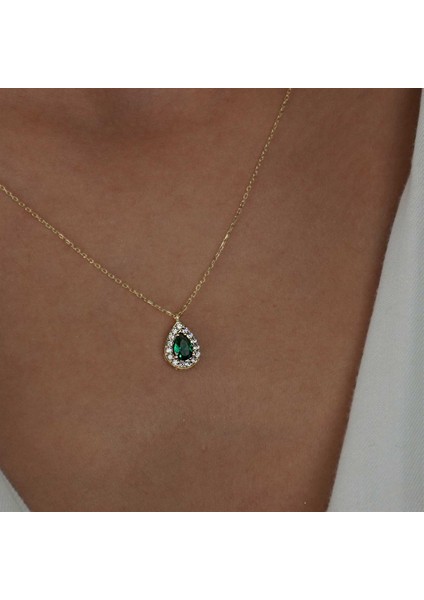 Zümrüt Damla Kolye