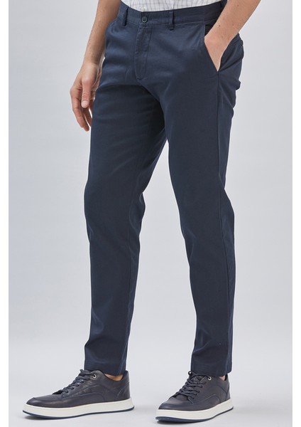 Koyu Lacivert Desenli Pamuklu Likralı Yan Cepli Comfort Fit Rahat Kesim Casual Pantolon 1003240160 modelleri
