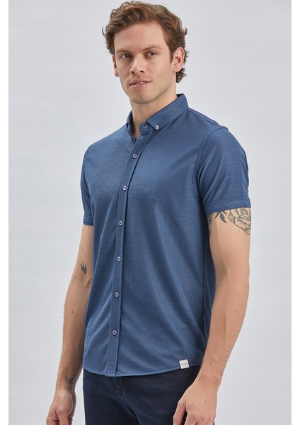 Lacivert Desenli Jakarlı Düğmeli Yaka Casual Slim Fit Dar Kesim Tişört 1011240151