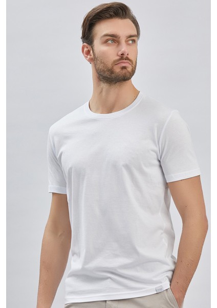 Beyaz Kısa Kol Düz Bez Ayağı Bisiklet Yaka Casual Slim Fit Tişört 1011240185
