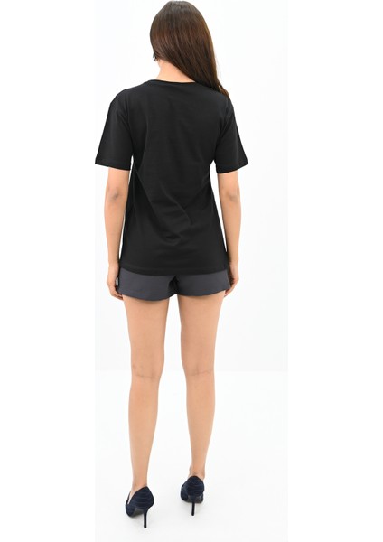 Kadın Bisiklet Yaka Taş Detaylı T-Shirt 1749-4-24 fırsatları