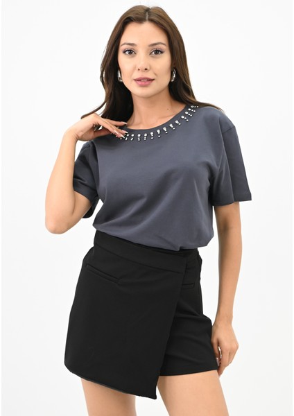 Kadın Bisiklet Yaka Taş Detaylı T-Shirt 1749-4-24