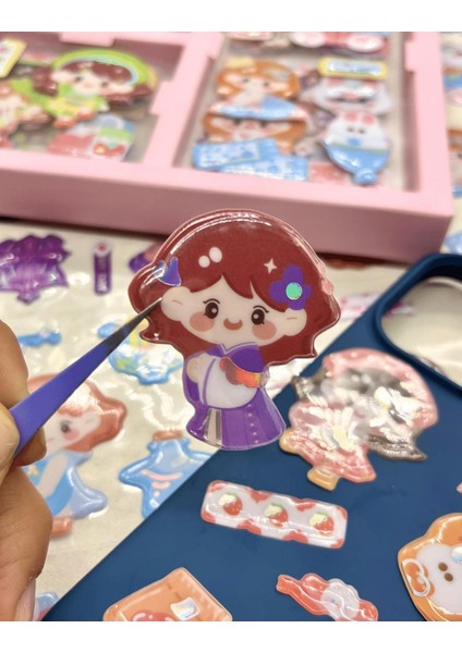 Sevimli Kız ve Dostları 3 Bölümlü 18 Yaprak Pembe Kutu Kabartmalı Sticker Seti / Su Geçirmez