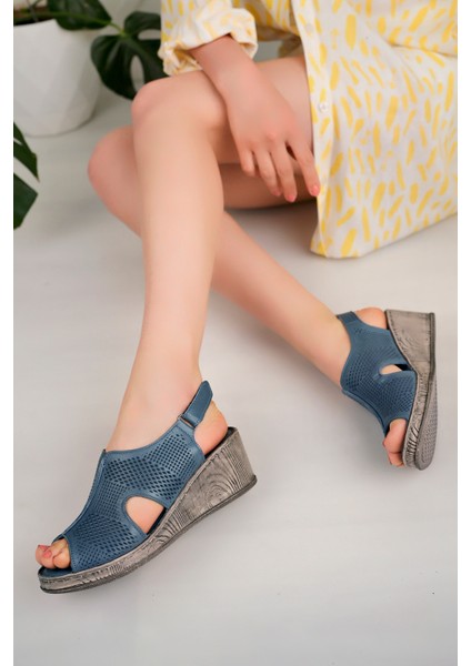 Kadın Deri Mavi Dolgu Topuk Yumuşak Taban Rahat Sandalet fiyatları