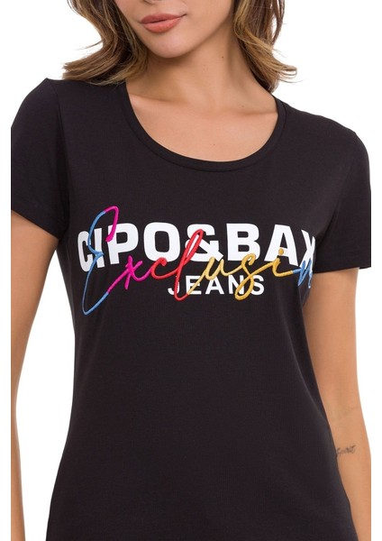 WT370 Marka Detaylı Exclusive Kadın Tişört modelleri