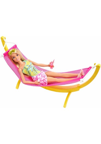 Barbie'nin Tatil Evi ve Aksesuarları Oyun Seti HGM56 fırsatları