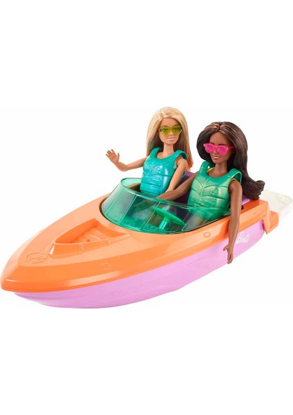 Barbie'nin Tatil Evi ve Aksesuarları Oyun Seti HGM56 indirimleri