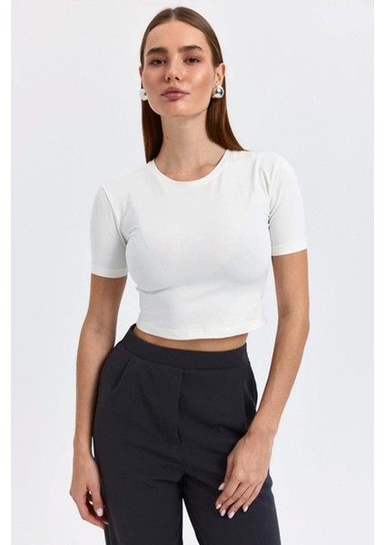 Kadın Ekru Bisiklet Yaka Full Likra Ribana Kısa Tişört modelleri