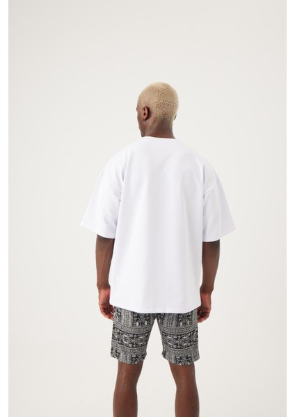 Erkek Hard To Explain Oversize Beyaz T-Shirt fırsatları