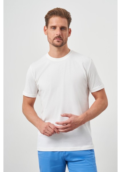 Erkek Ekru Basic Bisiklet Yaka Dynamic Fit T-Shirt modelleri