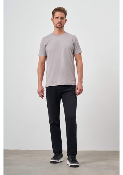 Erkek Antrasit Basic Bisiklet Yaka Dynamic Fit T-Shirt fırsatları