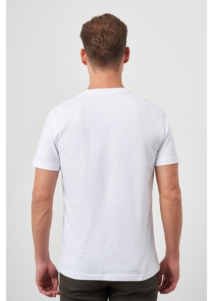 Erkek Beyaz Basic Bisiklet Yaka Dynamic Fit T-Shirt