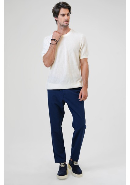 Beyaz Regular Fit Pamuk Bisiklet Yaka Tişört fiyatları