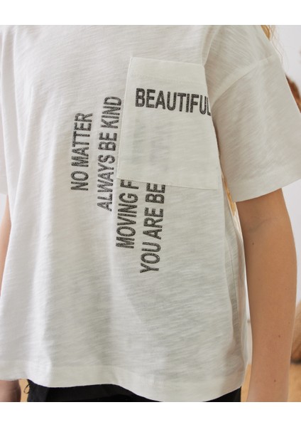 Kız Cep Detaylı Tshirt