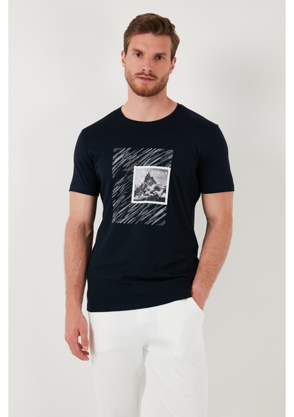 Pamuklu Slim Fit Bisiklet Yaka T Shirt Erkek T Shirt 646R8320 fırsatları