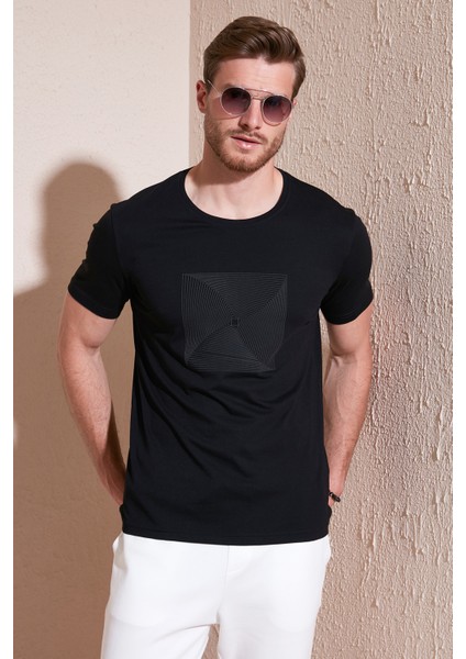 Pamuklu Slim Fit Bisiklet Yaka T Shirt Erkek T Shirt 646R7940