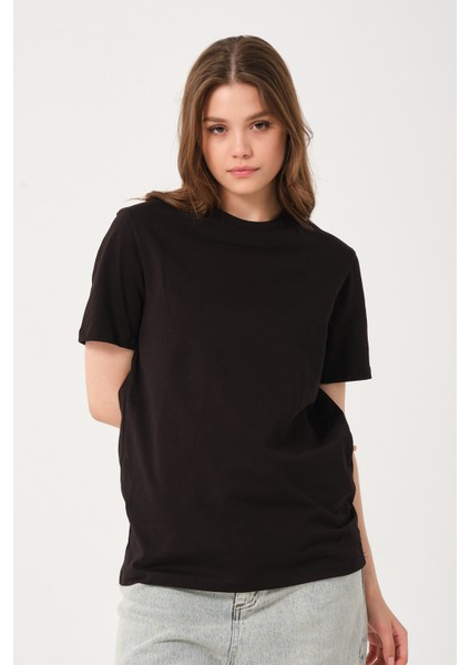 Owut Kadın Bisiklet Yaka Basic T-Shirt
