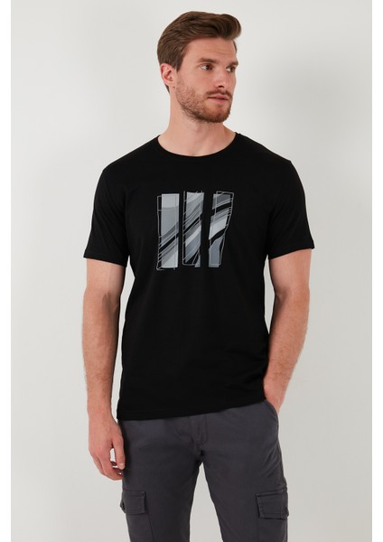 Pamuklu Slim Fit Bisiklet Yaka T Shirt Erkek T Shirt 646R7950 fırsatları