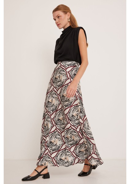 Kadın Siyah Bej Desenli Saten Etek 15877