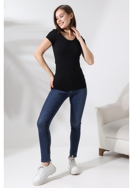 U Yaka Kısa Kol Penye Kompakt Likralı Basic T-Shirt 20511 Siyah