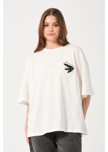 Owut Kadın Bisiklet Yaka Baskı Detaylı Oversize T-Shirt indirimleri
