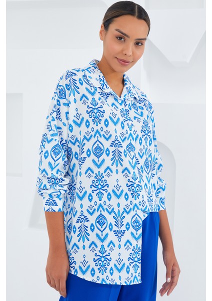 Kadın Mavi Beyaz Desenli Oversize Saten Gömlek 3985 modelleri