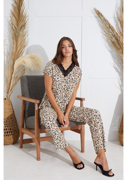 Kadın Kısa Kol Leopar Pijama Takım C7T1N6O51